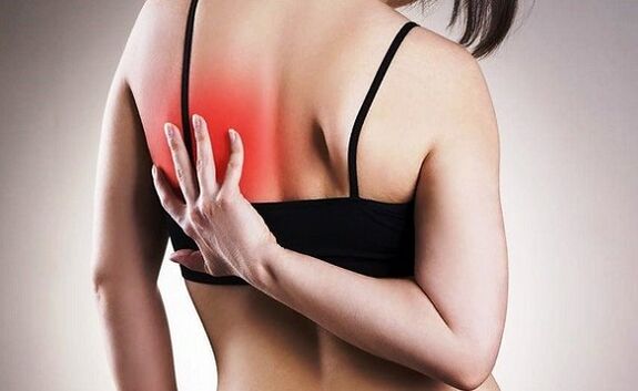 dolor debajo del omóplato izquierdo desde la espalda